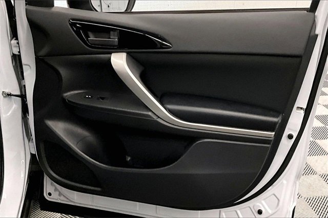 Used 2023 Mitsubishi Eclipse Cross SE image 18
