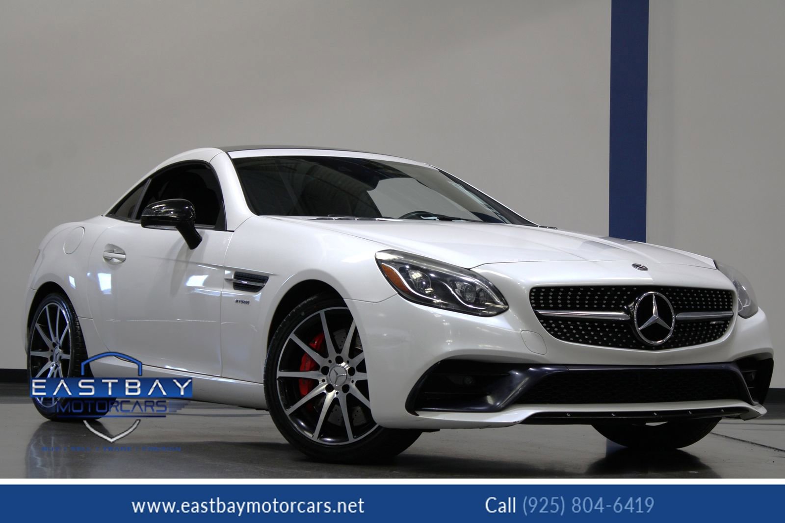 Used 2019 Mercedes-Benz SLC 43 AMG image 1