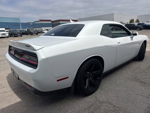 Used 2018 Dodge Challenger SRT w/ Technology Group RWD image 5
