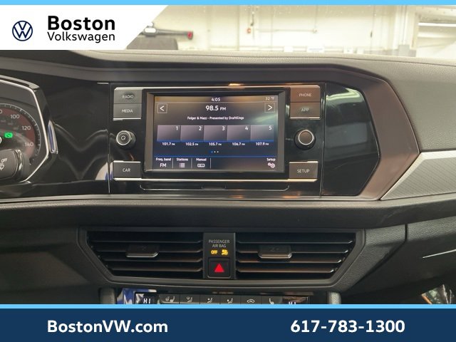 Used 2019 Volkswagen Jetta SE image 19