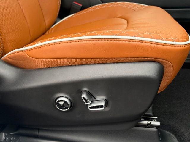 New 2026 Chrysler Pacifica Pinnacle AWD/4WD image 31
