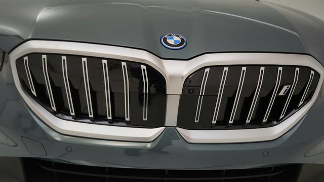 Used 2026 BMW i5 eDrive40 AWD/4WD image 39