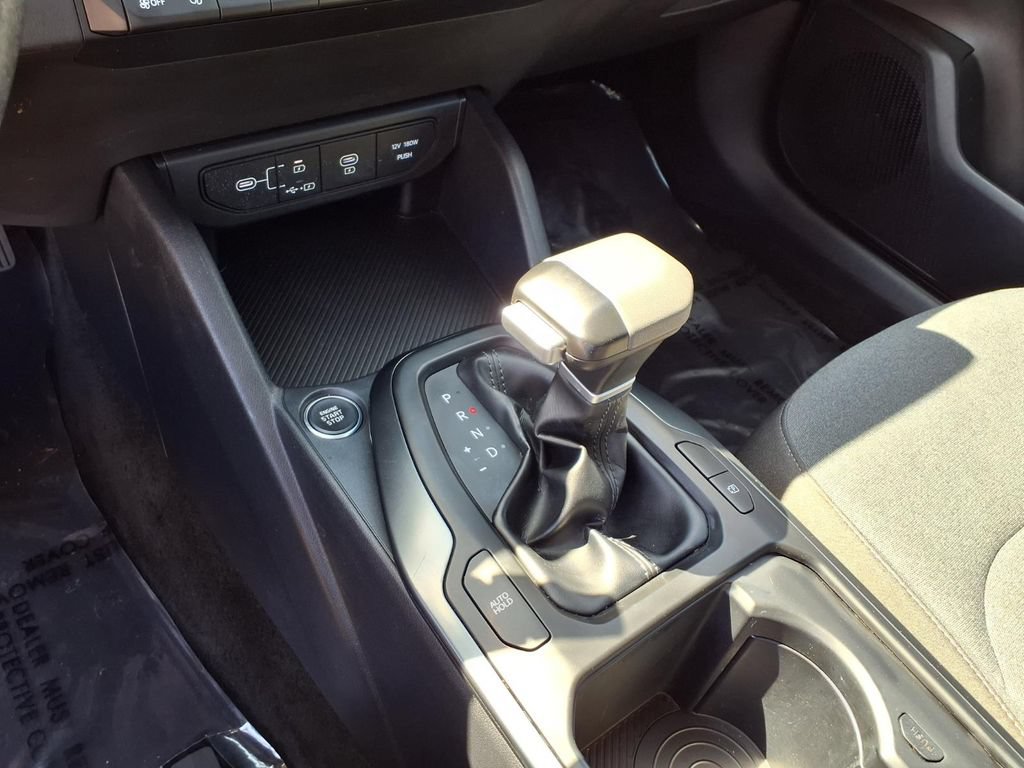 Used 2025 Kia K4 FWD image 22