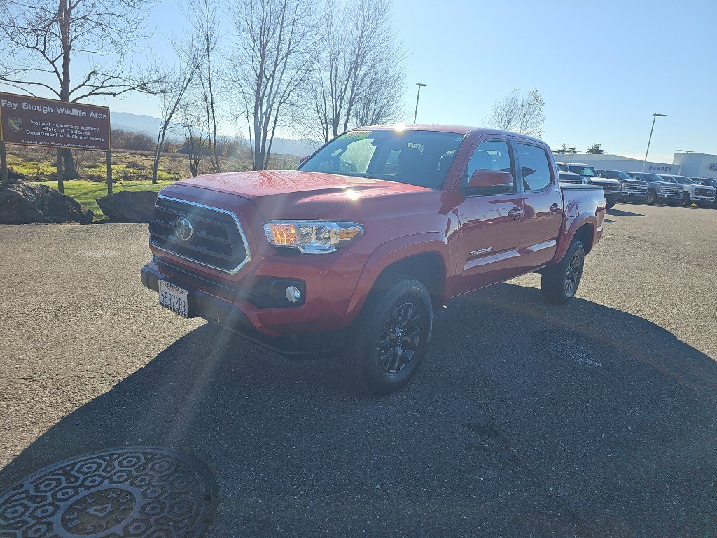 Used 2020 Toyota Tacoma SR5 image 2
