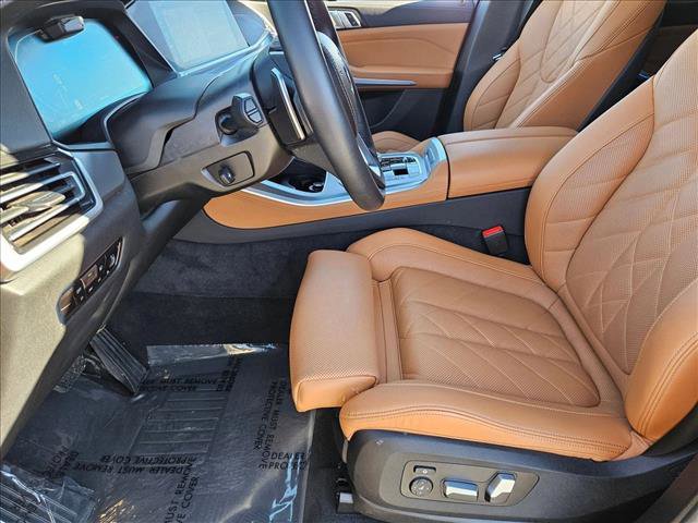 Certified 2023 BMW X5 xDrive45e w/ Executive Package image 16