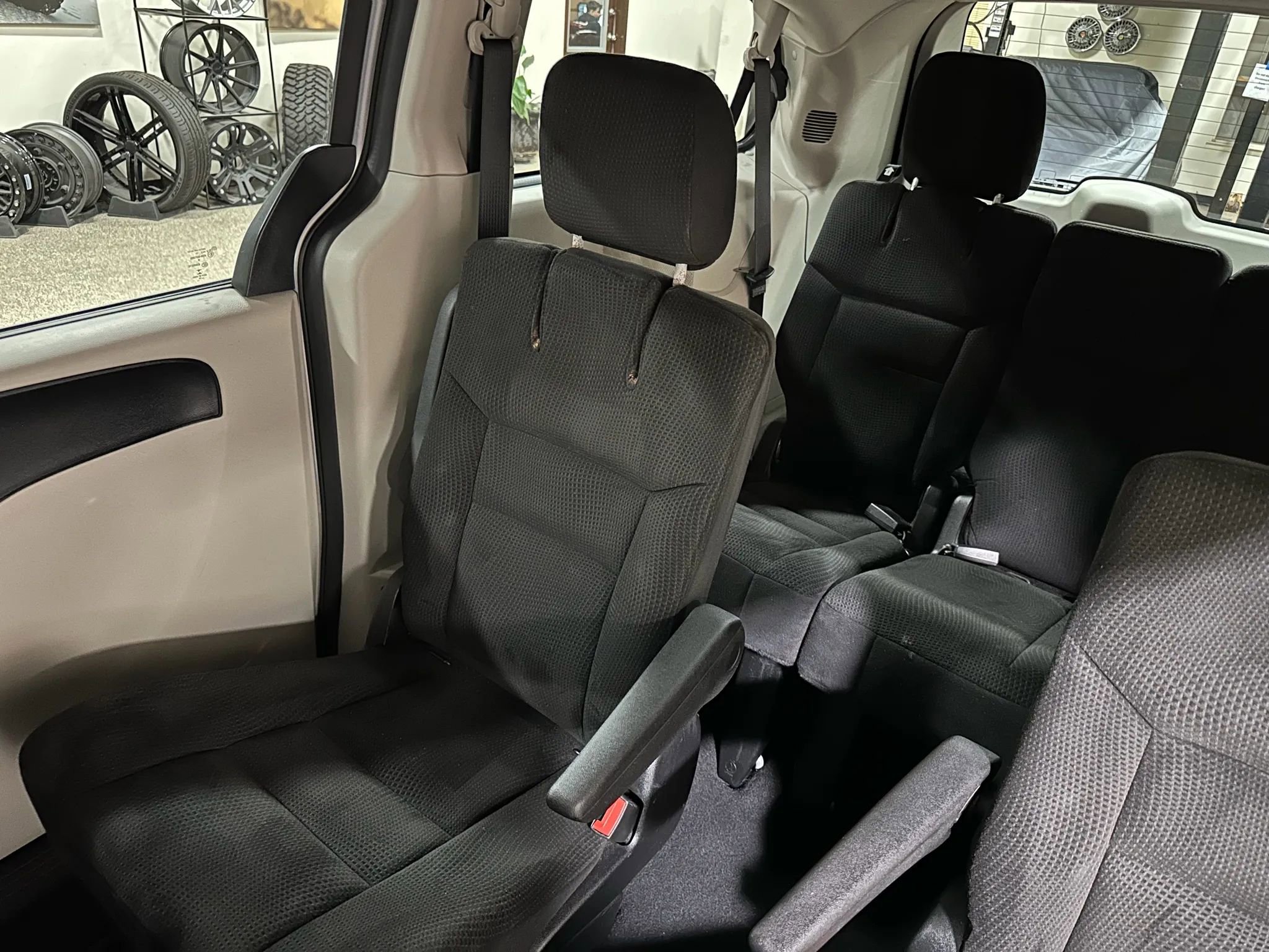 Used 2014 Dodge Grand Caravan SE w/ Quick Order Package 29E SE image 43