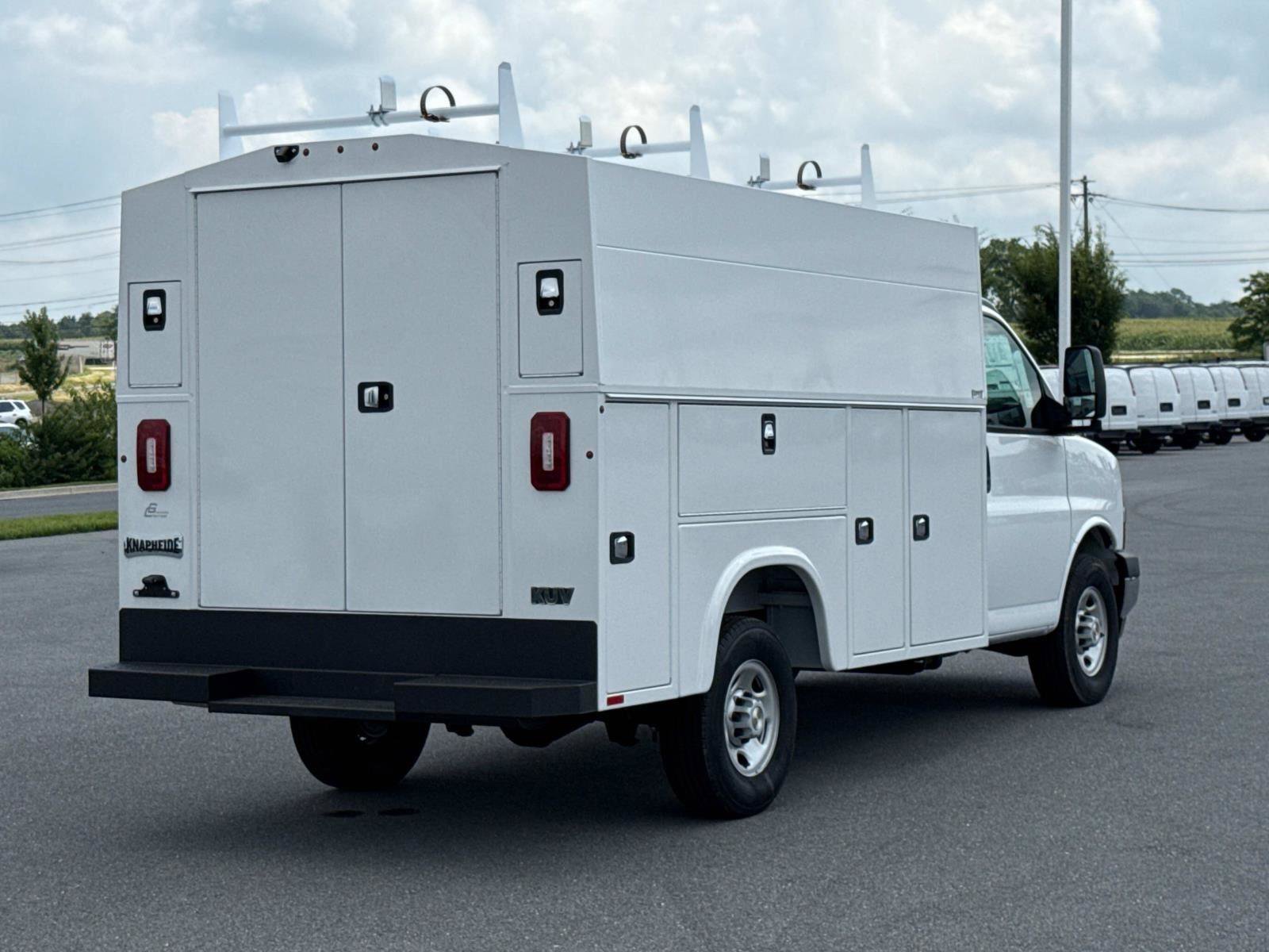 New 2025 Chevrolet Express 3500 w/ Power Convenience Package image 11