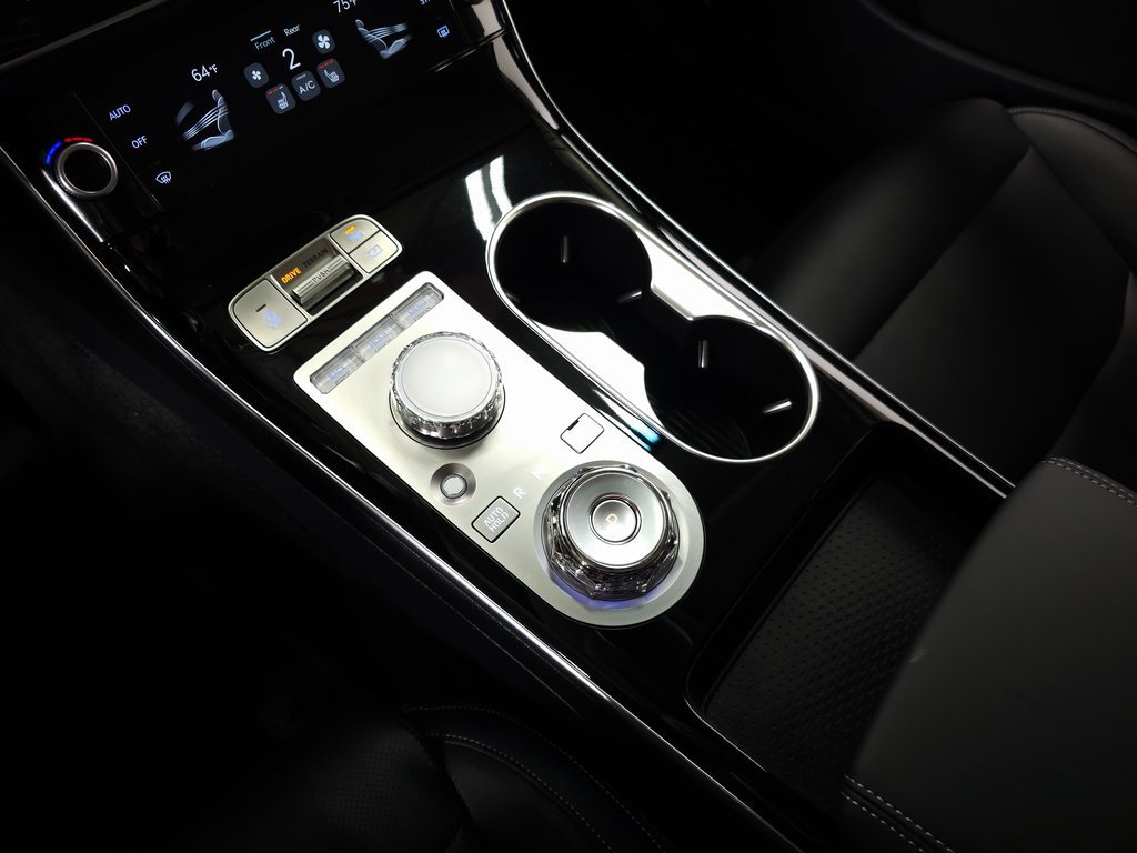 Used 2026 Genesis GV70 2.5T image 33