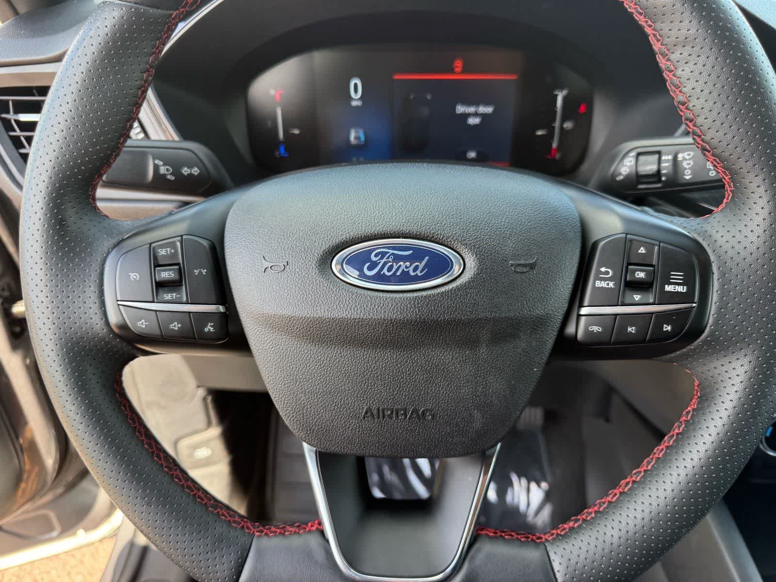 Used 2025 Ford Escape ST-Line Select AWD/4WD image 15