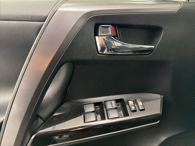 Used 2017 Toyota RAV4 SE image 21