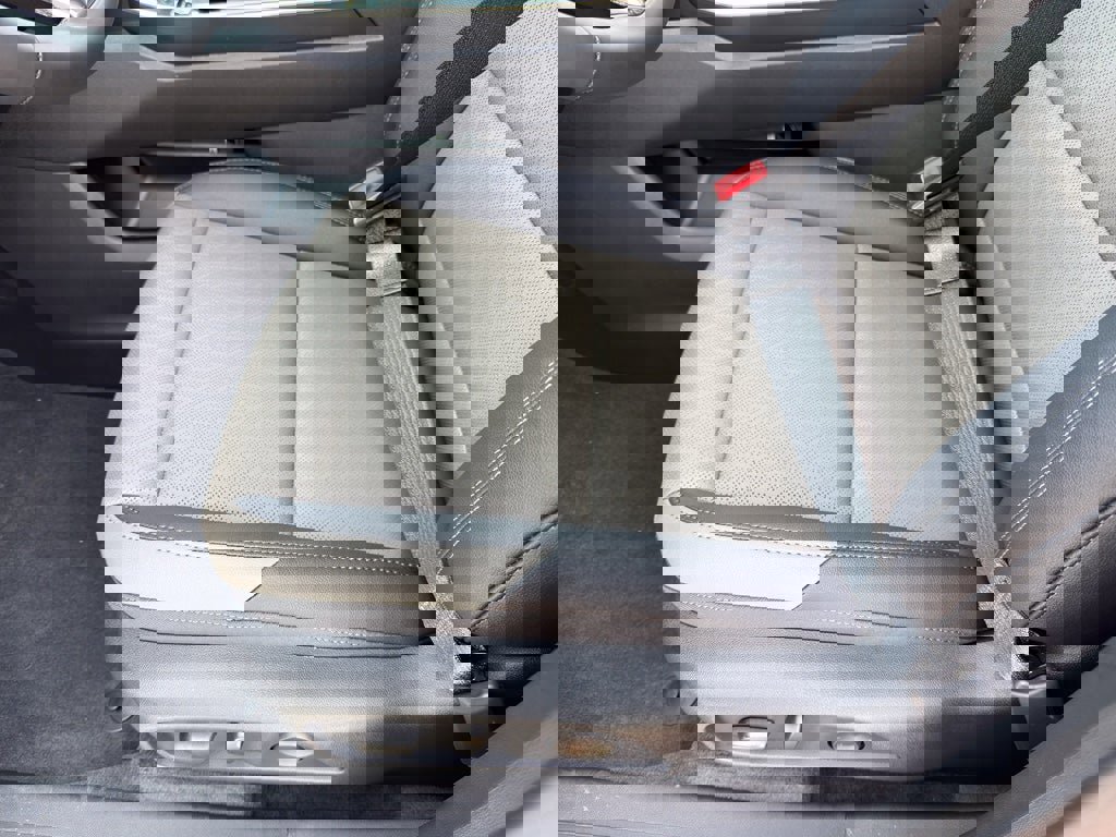 New 2026 Chevrolet Equinox LT w/ Convenience Package II image 11