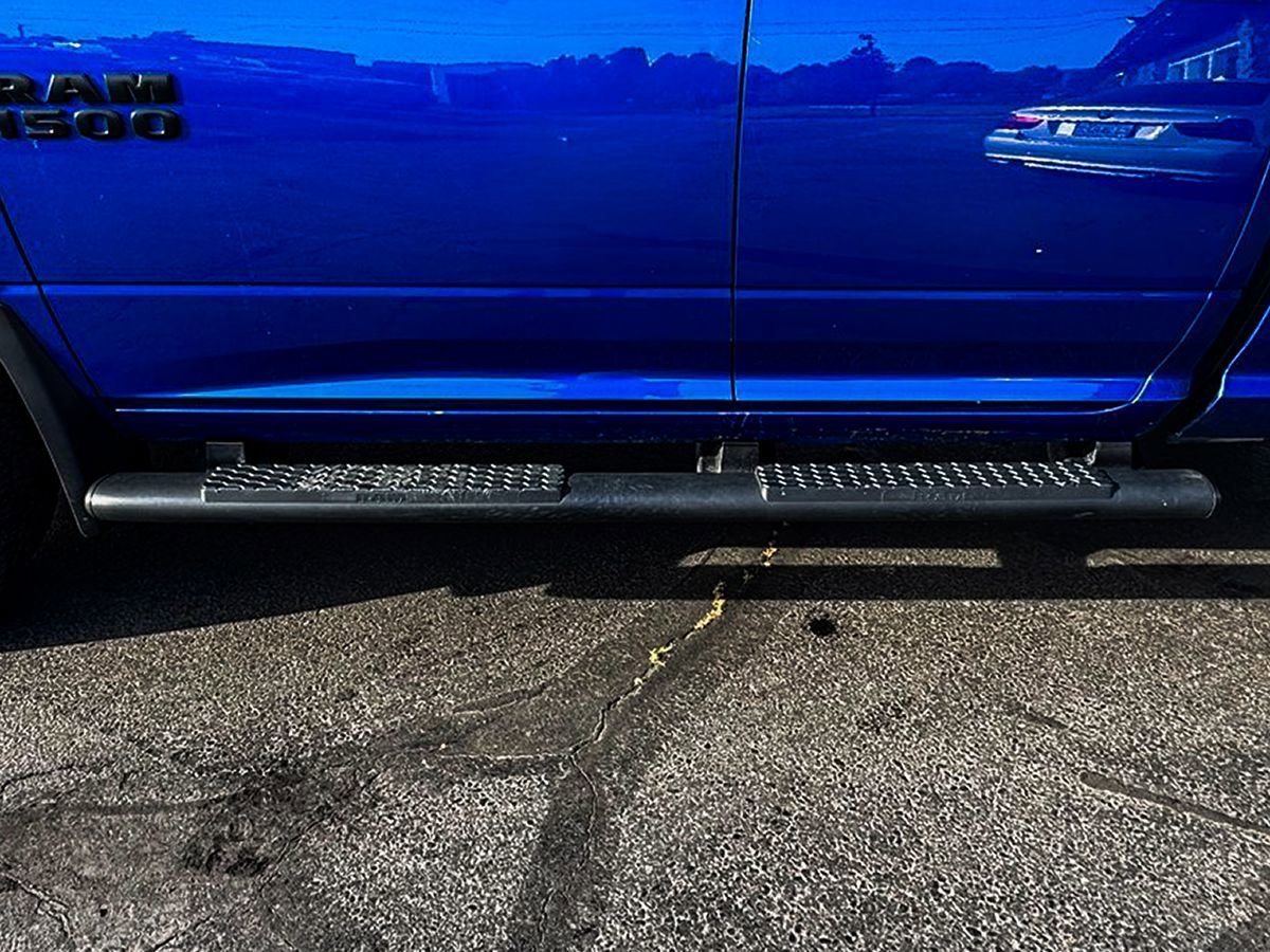 Used 2017 RAM 1500 Express w/ Express Value Package AWD/4WD image 14