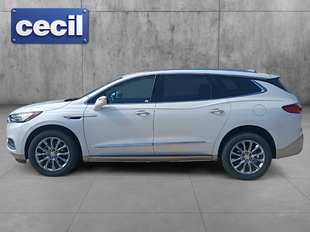 Used 2020 Buick Enclave Essence w/ LPO, Luxury Package FWD image 2