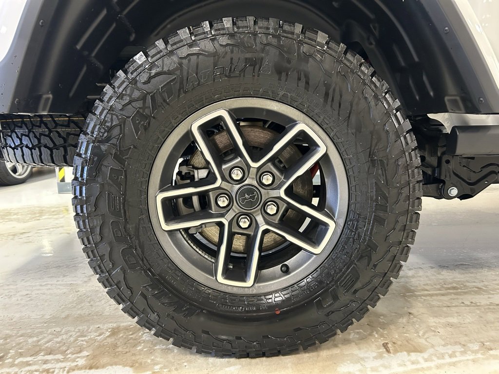 New 2025 Jeep Gladiator Rubicon w/ Convenience Group image 26