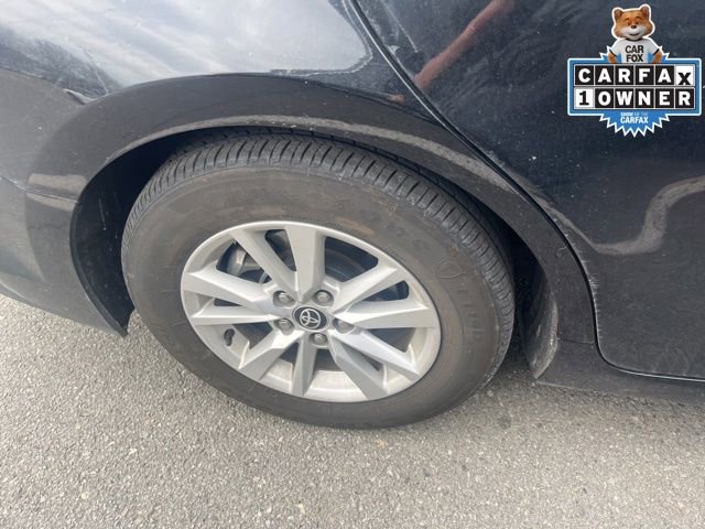 Used 2025 Toyota Camry LE image 3