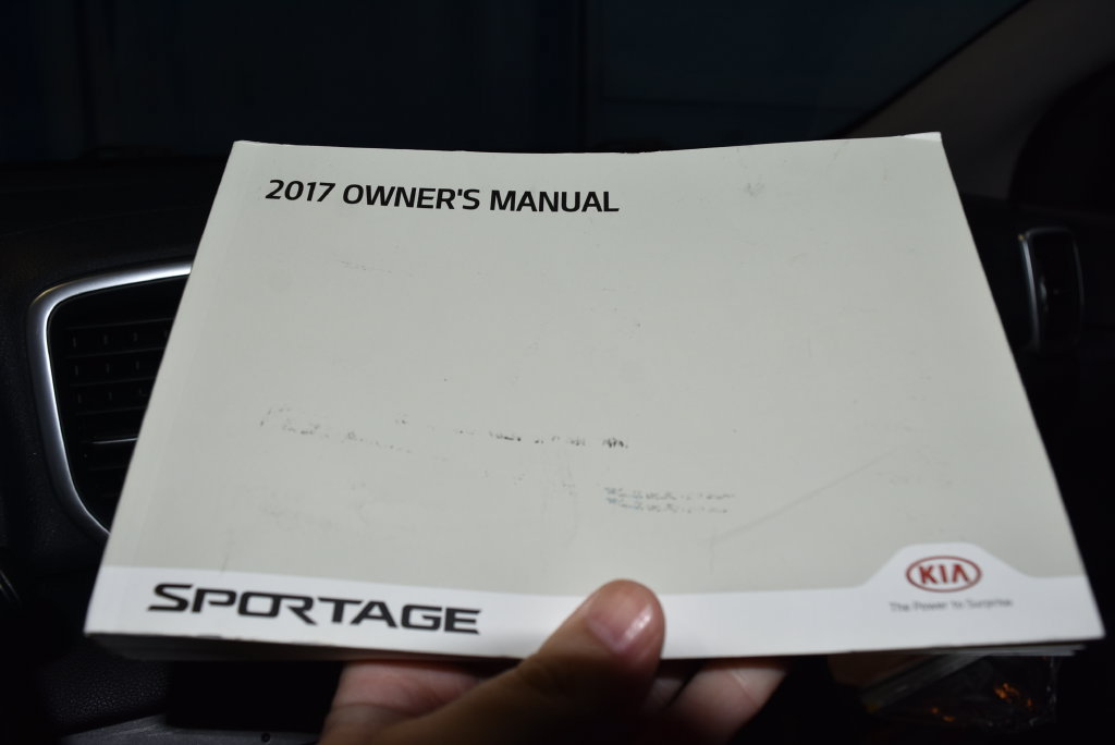 Used 2017 Kia Sportage EX FWD image 10