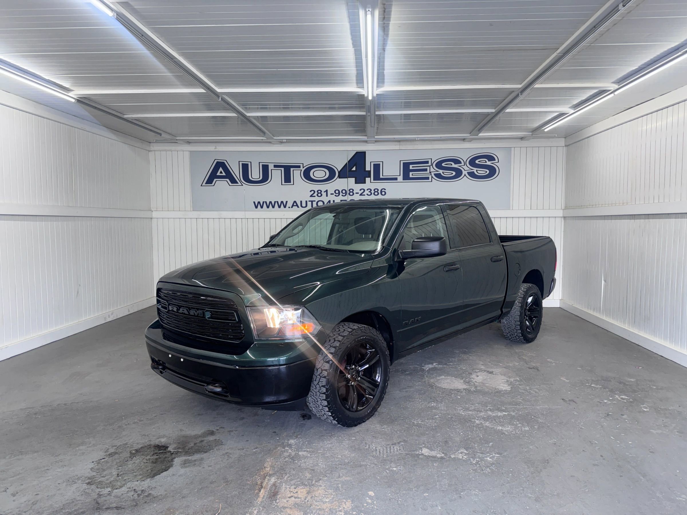Used 2011 RAM 1500 ST w/ ST Popular Equipment Group AWD/4WD image 1
