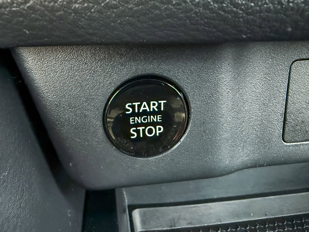 Certified 2025 Nissan Rogue S image 19