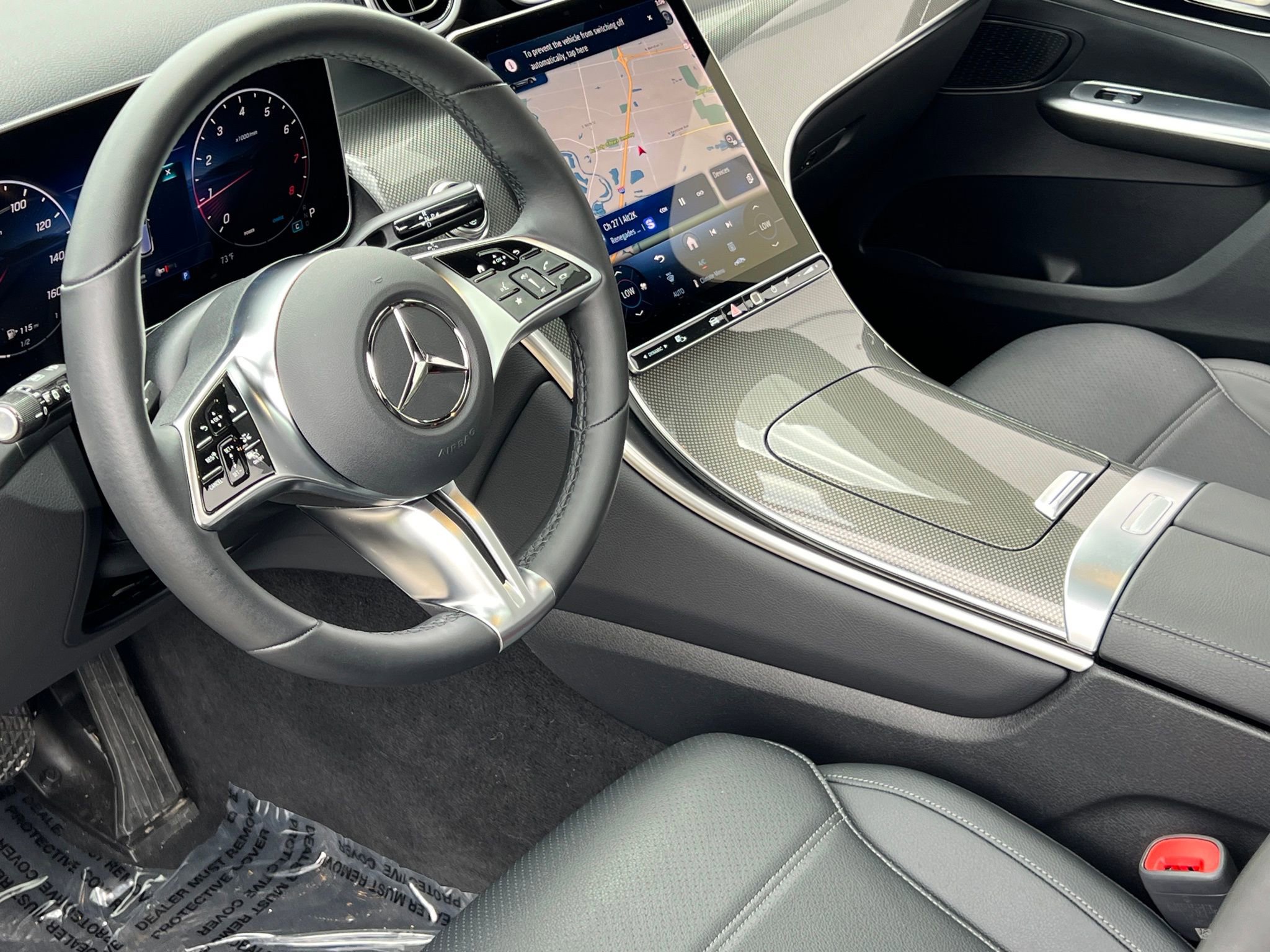 Used 2025 Mercedes-Benz GLC 300 4MATIC image 21