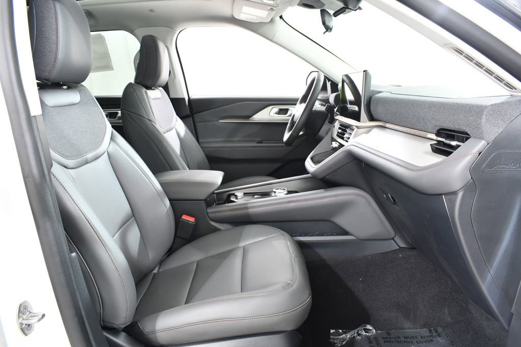 New 2026 Ford Explorer Active AWD/4WD image 10