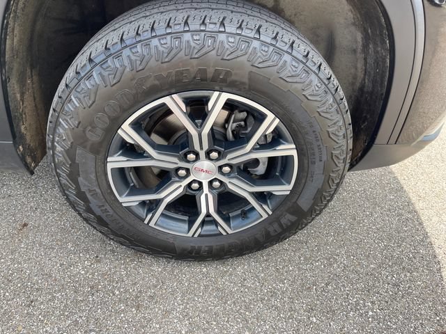 Used 2024 GMC Acadia AT4 w/ LPO, Floor Liner Package AWD/4WD image 43