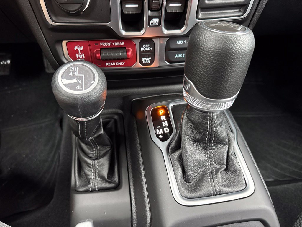 Certified 2026 Jeep Gladiator Rubicon AWD/4WD image 16