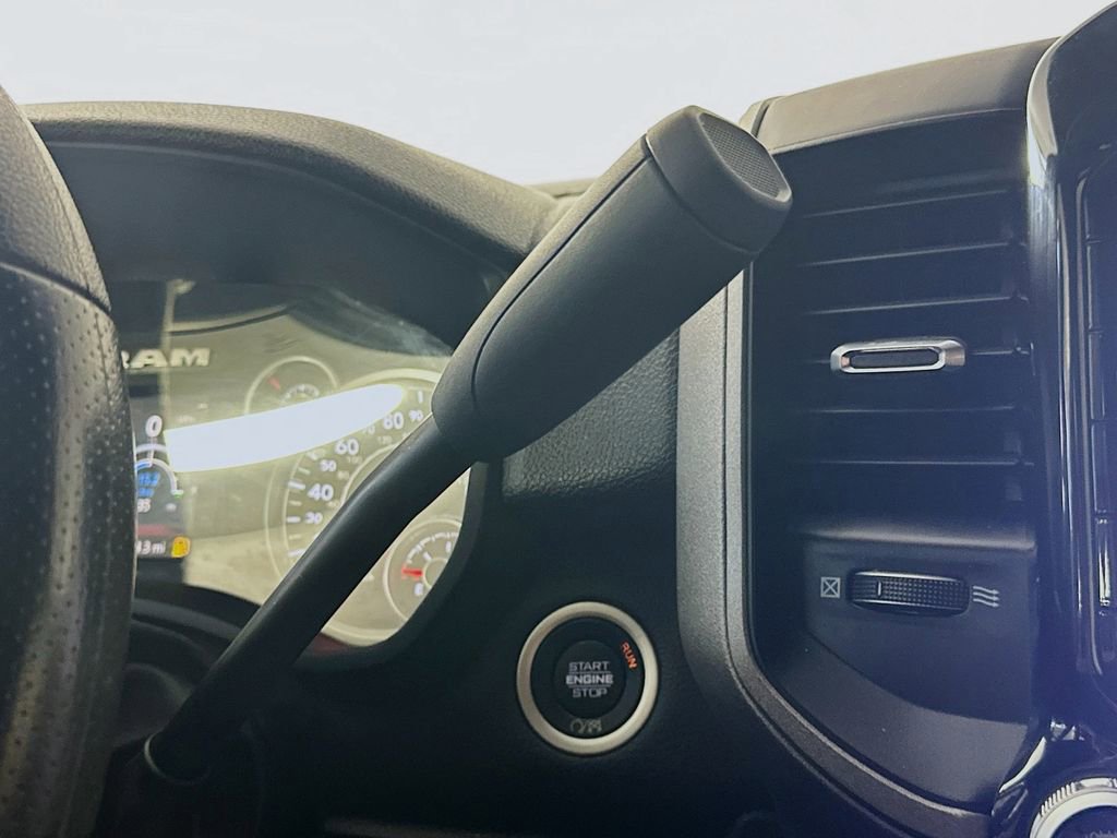 Used 2024 RAM 3500 Tradesman w/ Chrome Appearance Group image 16