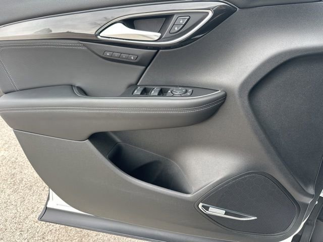Used 2025 Buick Envision Preferred image 31