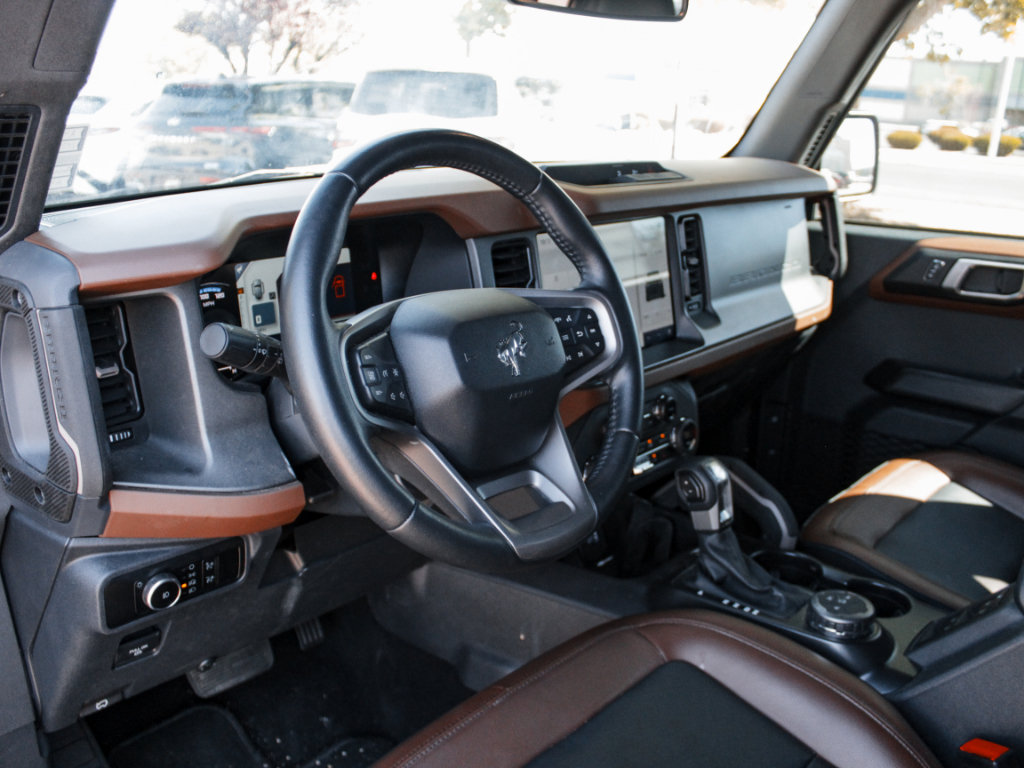 Used 2024 Ford Bronco Outer Banks AWD/4WD image 7