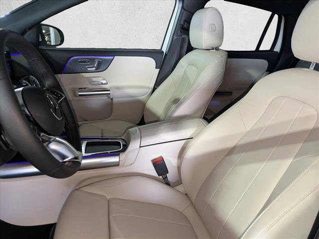 Certified 2025 Mercedes-Benz GLA 250 4MATIC image 19