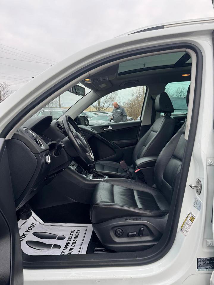 Used 2017 Volkswagen Tiguan Sport image 13
