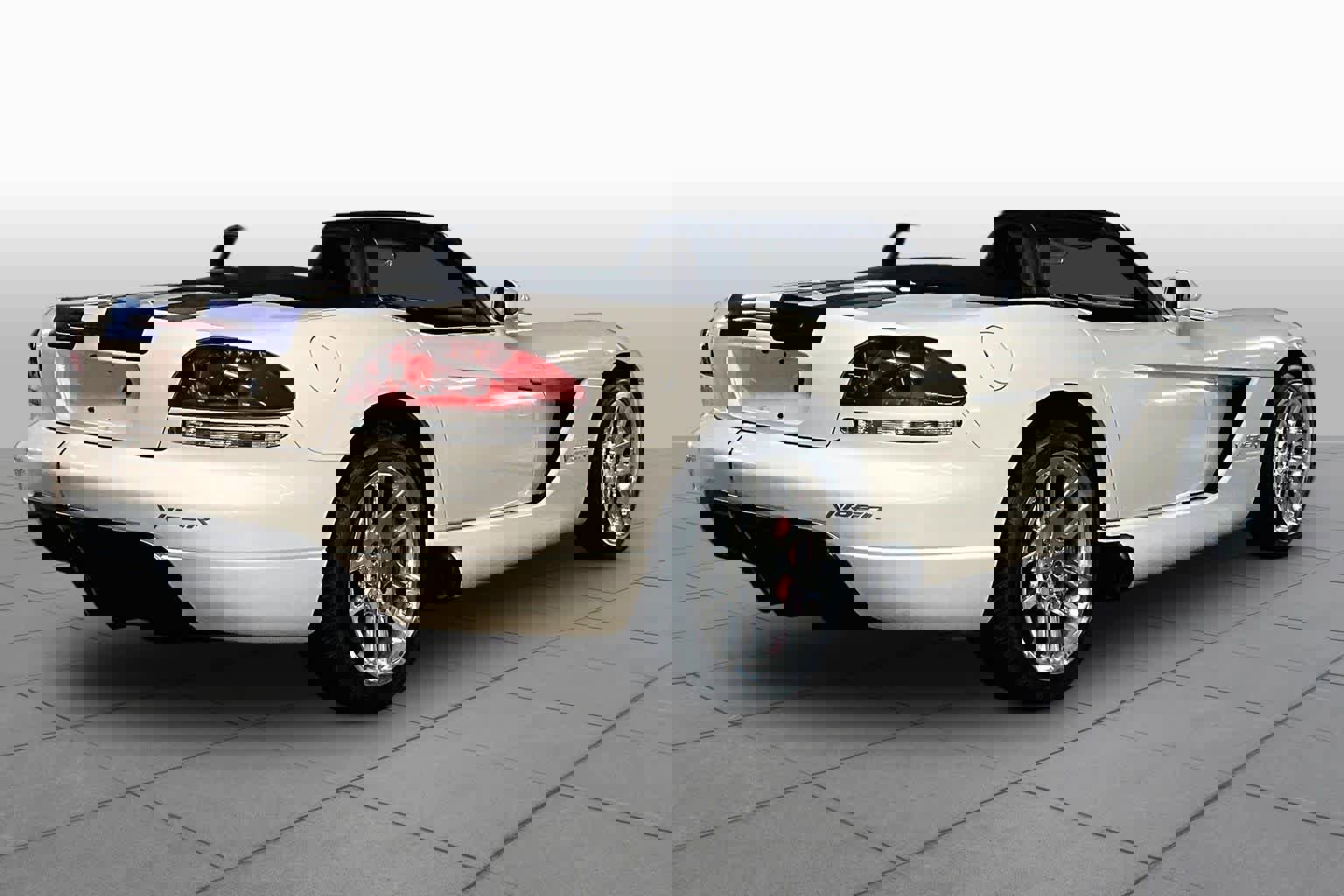 Used 2005 Dodge Viper SRT-10 image 12