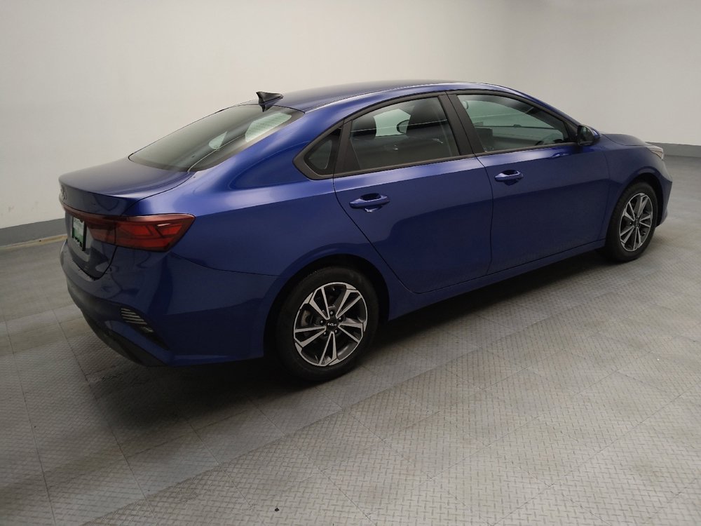 Used 2023 Kia Forte LXS image 10