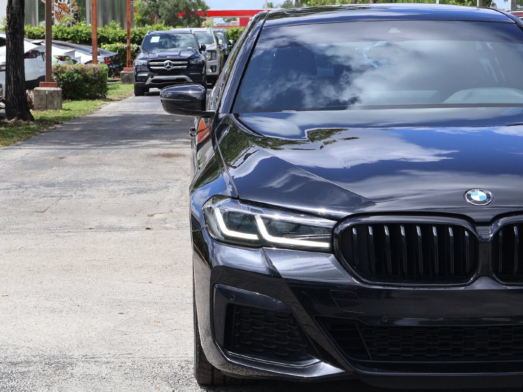 Used 2023 BMW 530i w/ M Sport Package RWD image 14
