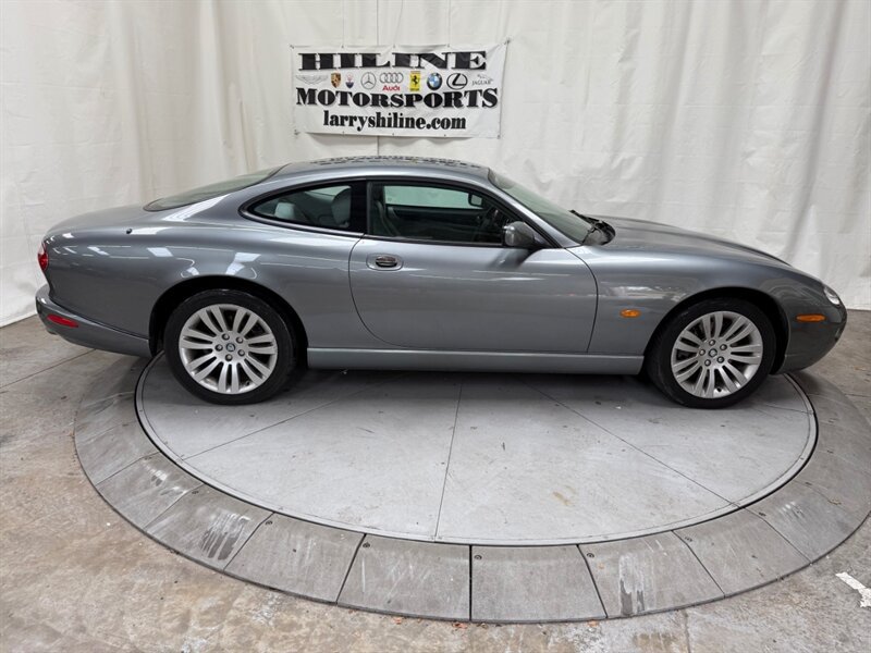 Used 2005 Jaguar XK8 Coupe RWD image 7