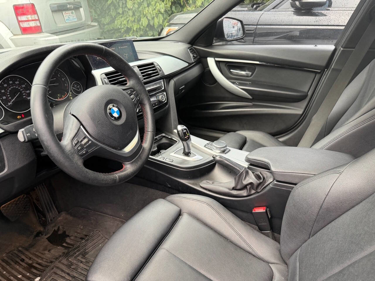 Used 2018 BMW 330i xDrive Sedan image 5