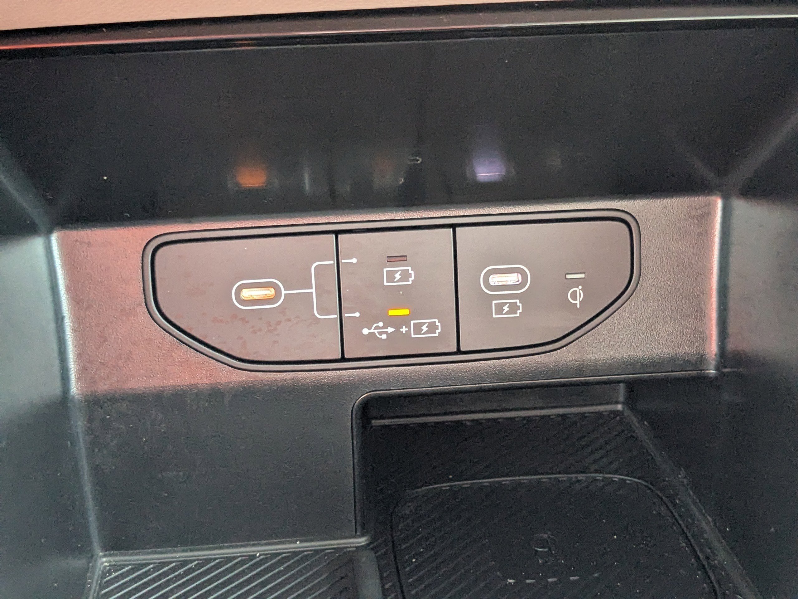 Certified 2025 Kia Sorento SX image 25