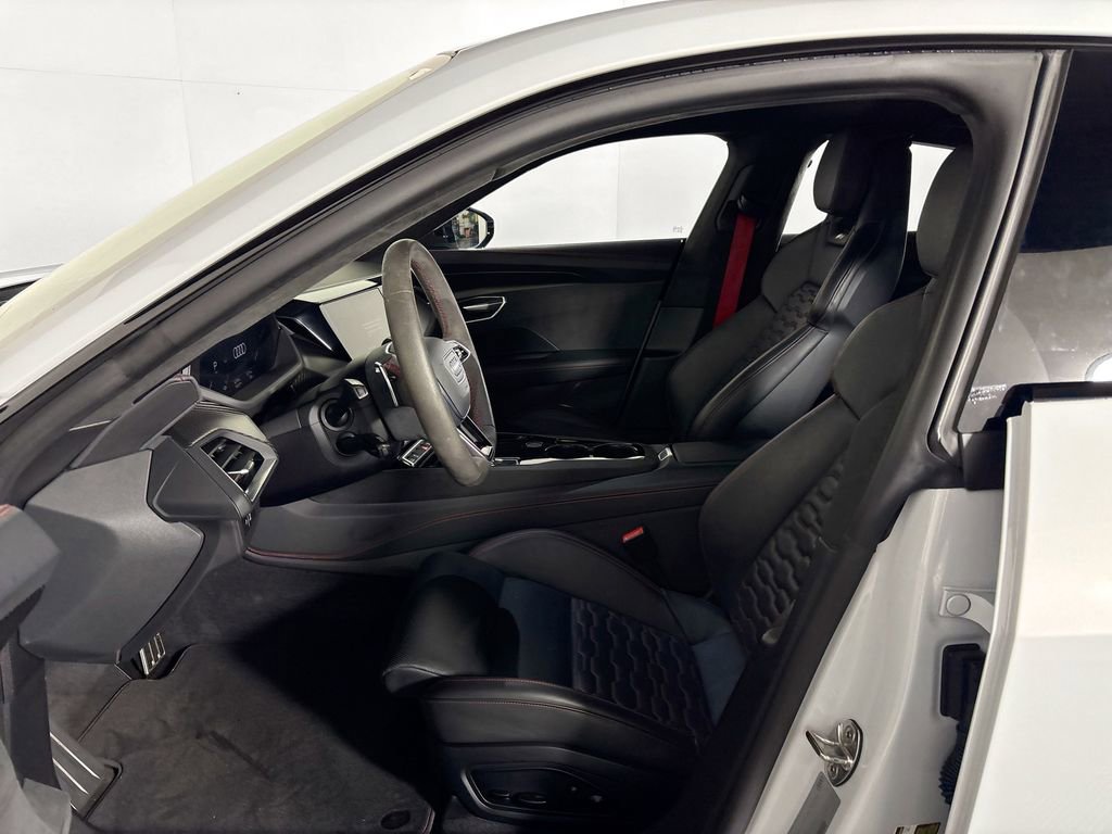 Used 2022 Audi RS e-tron GT AWD/4WD image 11