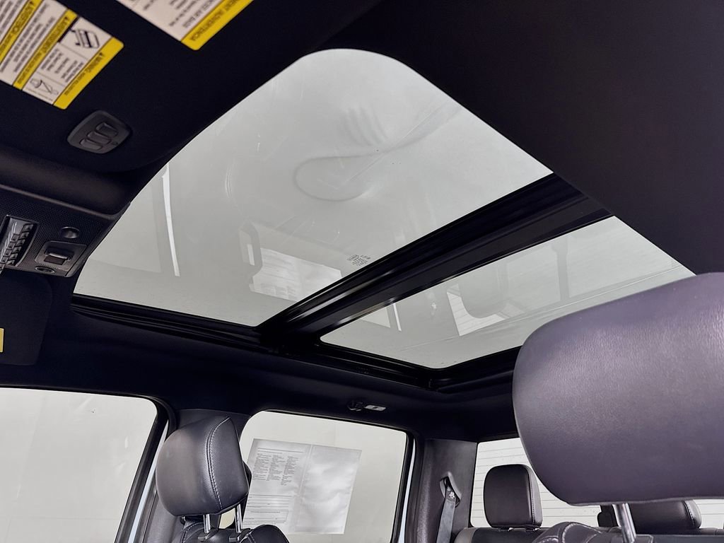 Used 2018 Ford F150 Raptor w/ Equipment Group 802A Luxury image 22