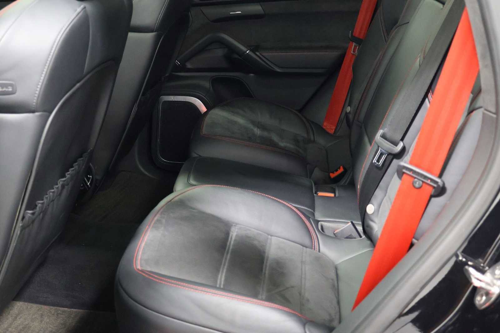 Used 2014 Porsche Cayenne GTS AWD/4WD image 34