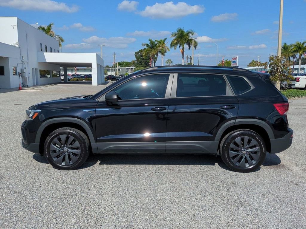 Used 2023 Volkswagen Taos S image 8