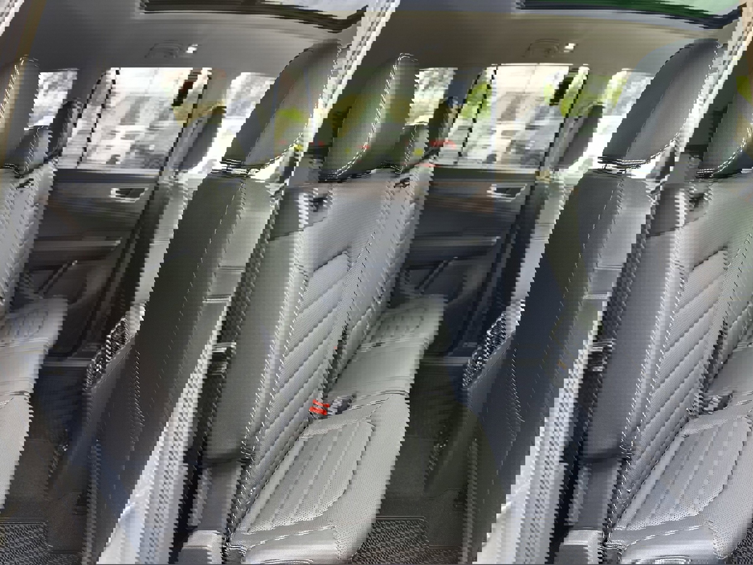 New 2025 Volkswagen Atlas SEL image 31