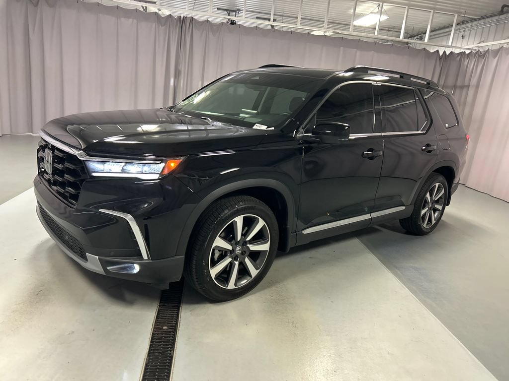 Used 2025 Honda Pilot Elite video 3
