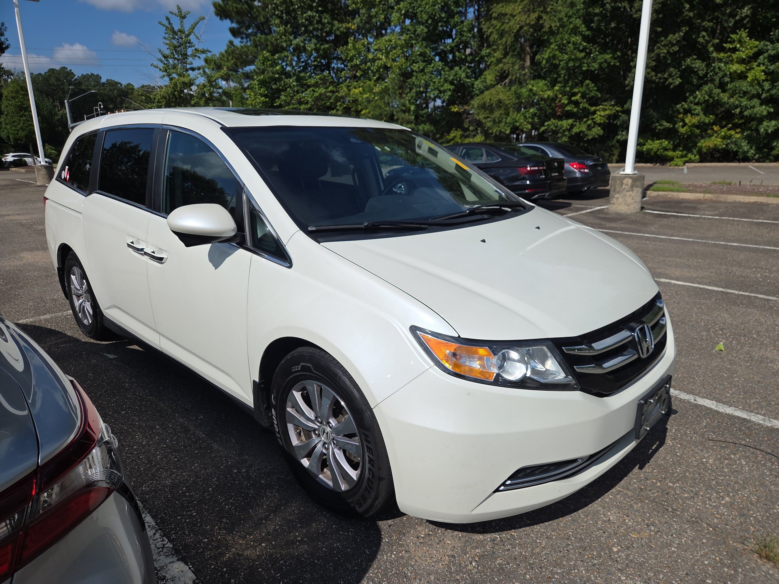 Used 2016 Honda Odyssey EX-L image 1