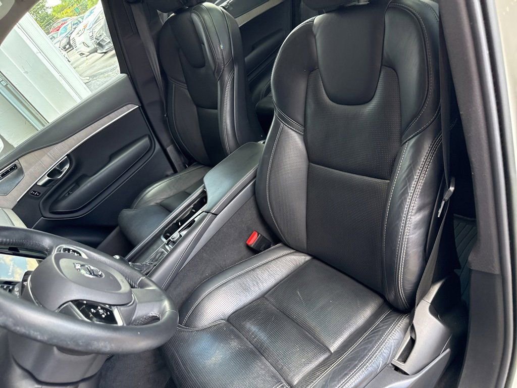 Used 2022 Volvo XC90 T6 Inscription w/ Advanced Package AWD/4WD image 7