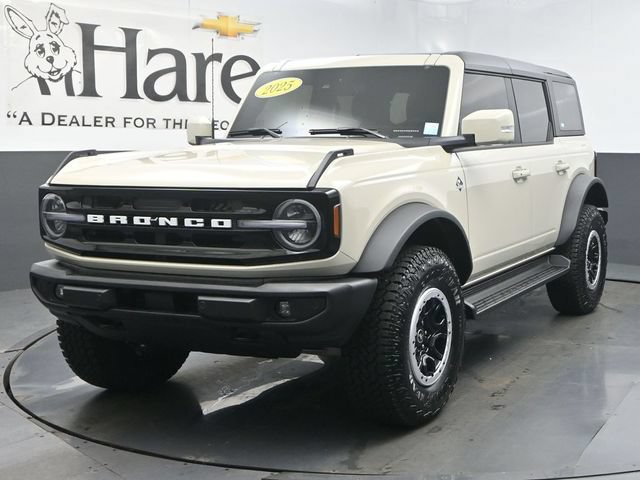 Used 2025 Ford Bronco Outer Banks w/ Sasquatch Package AWD/4WD image 7