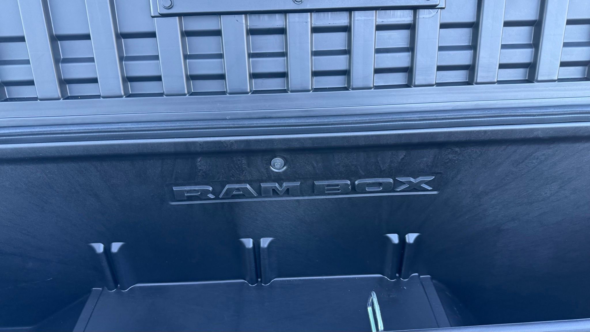 Used 2025 RAM 1500 Limited w/ Bed Utility Group image 15