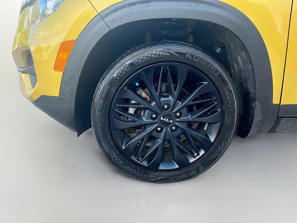 Used 2022 Kia Seltos Nightfall Edition AWD/4WD image 32