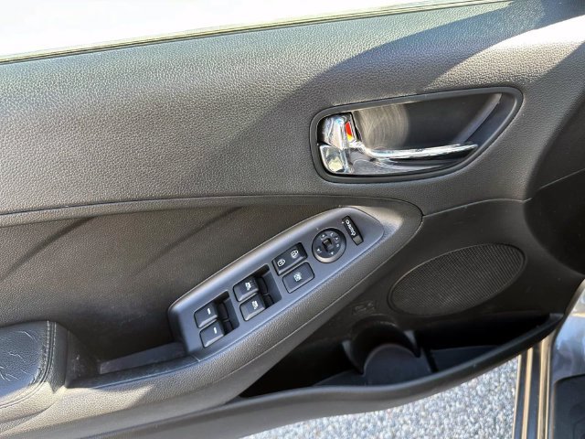 Used 2016 Kia Forte EX w/ EX Premium Package FWD image 13