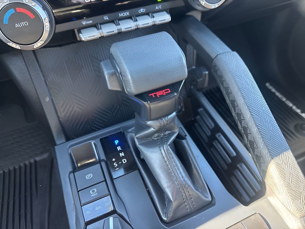 Used 2024 Toyota Tacoma TRD Off-Road image 16